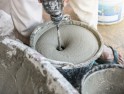 Lỗi thường gặp khi thi công keo dán gạch và cách khắc phục